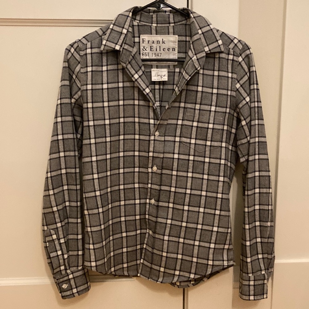 Frank & Eileen Barry Shirt Button Down Gray Black and White Plaid XS